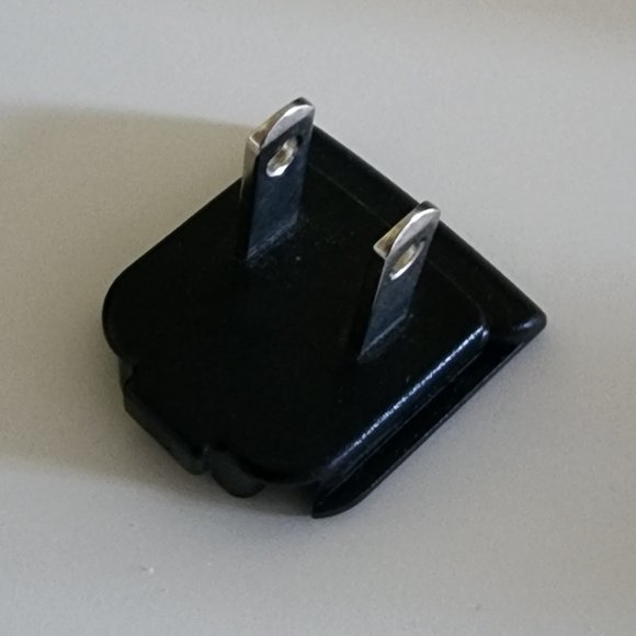 Travel AC Power Adapters - Garmin nuvi 205W Series - Picture 4 of 6